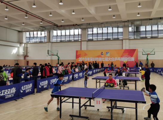 德转列伊涅斯塔生涯搭档最多队友阵：梅西、哈维、布教授在列