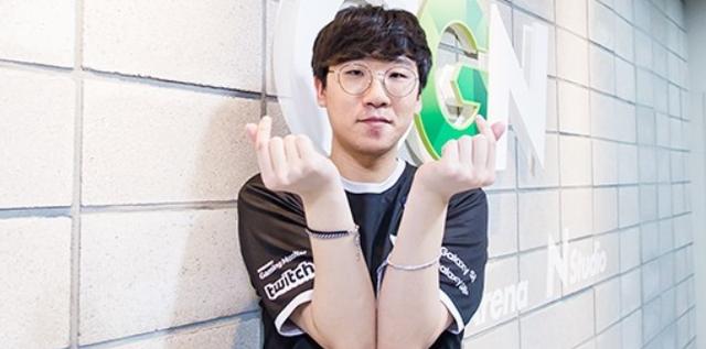 色地带也引 色地带也引