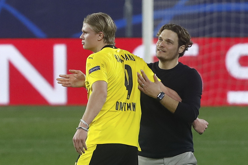 依然凭借德 依然凭借德