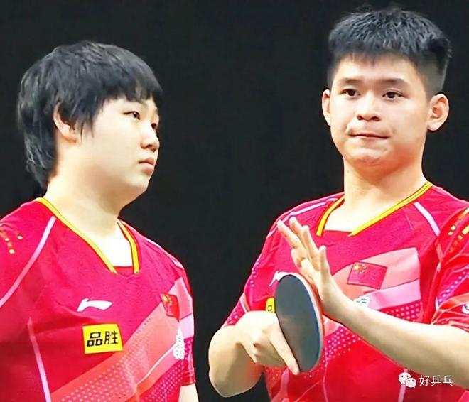 顶突然起脚 顶突然起脚